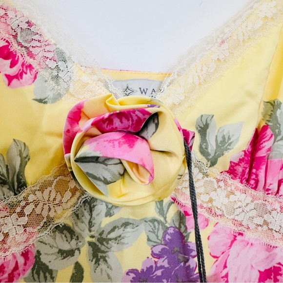 Wayf Floral Yellow midi  Dress NEW - Picture 10 of 16